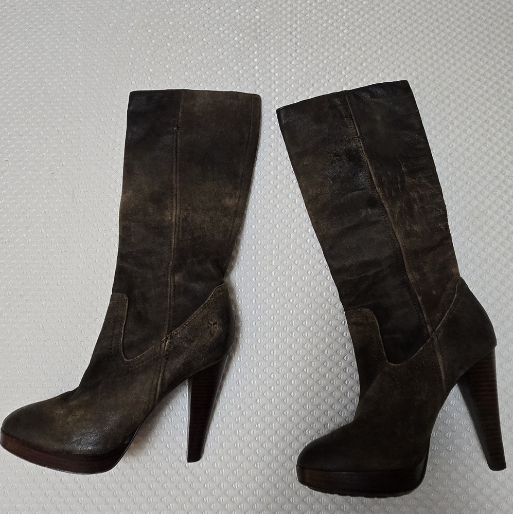 Frye Harlow Campus Boot Size 6.5
